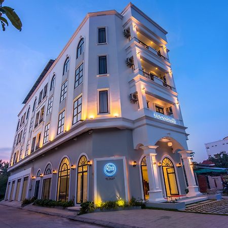 באטאמבנג Sky Palace Boutique Hotel מראה חיצוני תמונה